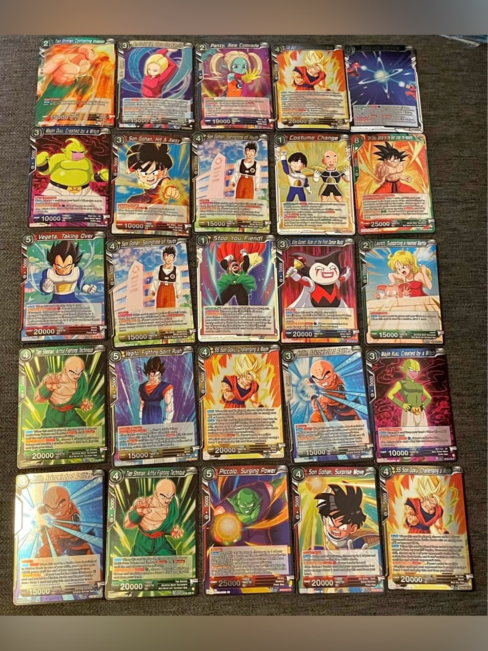 (19) 100 dragon ball cards in perfect condition